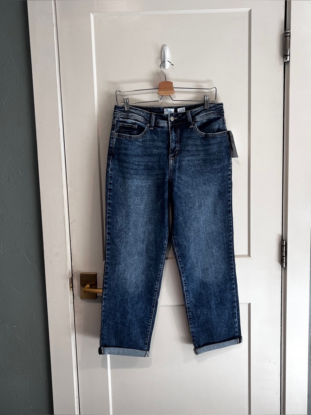 Time And Tru High Rise Relax Fit Cropped Jeans 6